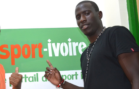 L’attaquant ivoirien, Coulibaly Adamo visite Sport Ivoire