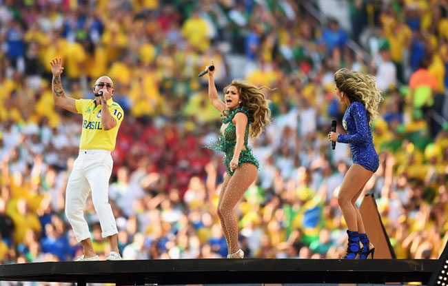 La fête commence à Sao Paulo