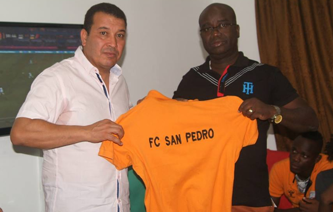 Le FC San Pedro change de coach